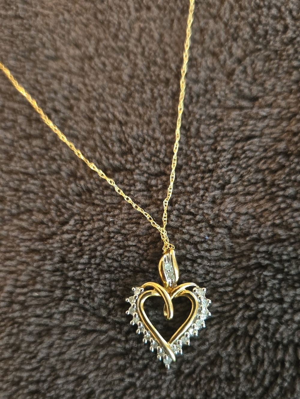 Vintage 10k SOLID GOLD DIAMOND NECKLACE.
